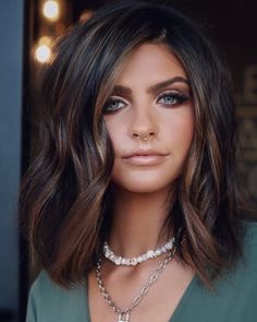 Dark Hair With Highlights, Fall Hair Color For Brunettes, Winter Hair, Hair Color Dark