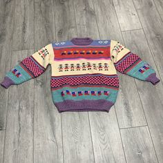 Vintage Hand Knit Sweater Size M/L. In Excellent Condition. Chest: 21” Across Front, Length: 28”, Arm Length: 28”. Hand Knit Sweater, Sweaters Vintage, Hand Knitted Sweaters, Western Boho, Vintage Sweaters, Vintage Pink, Hand Knitting, Sweater Sizes, Knit Sweater