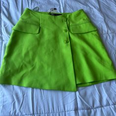 Size S Green Skort With Pockets For Spring, Green Spring Skort With Pockets, Spring Green Skort With Pockets, Spring Party Skirt With Pockets, Zara Chic Spring Skort, Chic Zara Skort For Spring, Green Skirt With Pockets For Day Out, Green Skirt For Spring Workwear, Zara Skort With Pockets