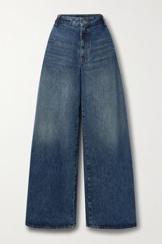 Khaite’s ‘Jacob’ jeans have voluminous wide-legs reminiscent of styles popular in the late '90s and early aughts. Though they have a high-rise waist, they're meant to be worn low on the hips. Must Have Jeans For Women, Very Wide Leg Jeans, Jeans Design Ideas, Fancy Pants Outfit, Jeans Png, Jeans Pants Women, Jean Oversize, Fashion Png, High Waisted Wide Leg Jeans