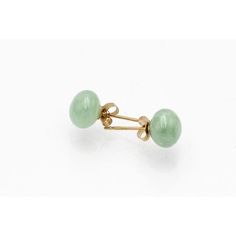 Ring: 26 round diamonds of 0.08ct; 0.375 yellow gold and cabochon cut jade weighing about 2g -   Ring size 57  item weight: 4.89g  Earrings: yellow gold (0.375) and 2 jadeites with a spherical shape  item weight: 1.7g  A certificate is included with the purchase Yellow Gold Jade Earrings, Yellow Gold Jade Jewelry With Cabochon, Formal Yellow Gold Jade Earrings, Yellow Gold Jade Earrings For Anniversary, Jade Earrings, Gold Ring, Round Diamonds, Jade, 1960s