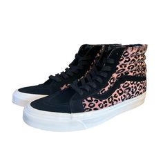 Black/Rose Pink Calf Hair/Suede Sk8-Hi 38 Dx Anaheim Leopard-Print Sneakers From Vans Featuring Panelled Design, Round Toe, Padded Ankle, Front Lace-Up Fastening And Flat Rubber Sole. Men’s Size 10.5 Women’s Size 12 Outer: Suede Sole: Rubber Lining: Fabric Excellent Condition With No Visible Flaws. Bundle Discounts On Multiple Items Fast Shipping Offers Welcomed 5 Star Seller Leopard Print Sneakers, Print Sneakers, Vans Black, Sk8 Hi, Mens Vans, Calf Hair, Anaheim, Lining Fabric, Vans Shoes