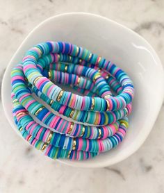 I put all my time and effort into making this jewelry to fit your personality. Make Clay Beads, Vinyl Disc, Clay Bead Necklace, Preppy Bracelets, Homemade Bracelets, Preppy Jewelry, Diy Bijoux, Bracelet Craft Diy, Bead Charms Diy