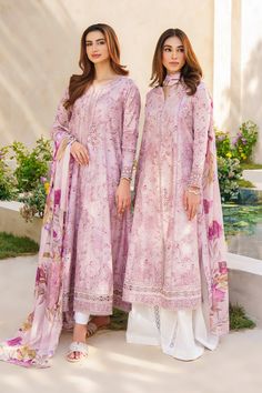 PRODUCT DETAILS: Frock Front: Borer Embroidered Printed LawnFrock Back: Printed Lawn Necklace: Embroidered Organza (1.25 M)Front & Back Lace: Borer Embroidered Organza (3.10 M) Sleeves: Borer Embroidered Printed LawnSleeves Lace: Borer Embroidered Organza (0.90 M) Dupatta: Printed Silk (2.5 M) Trouser: Dyed Cambric (2.5 M) All colours may vary due to shoot & light. Lawn Frock Design, Cinderella Fashion, Black Bridal Dresses, Organza Suits, Frock Style, Collection Ideas, Lawn Dress, Black Bridal, Embroidered Organza