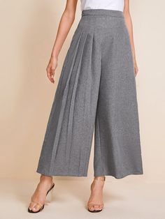 Fold Pleated Detail Wide Leg Pants | EMERY ROSE Pleated Slacks, Essential Wardrobe Pieces, Layered Cami, Work Chic, Casual Jumpsuit, Grey Pants, Trendy Fashion Women, Chic Dress, Wide Leg Trousers