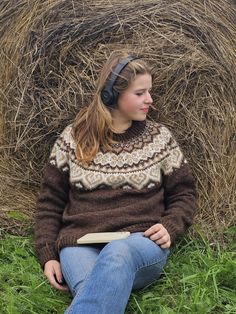 Hand knitted Lettlopi sweater. Size 10. Primary colour- 0867 chocolate heather Lettlopi Sweater, Icelandic Sweaters, Pullover Sweater Women, Latvia, Women Pullover, Fair Isle, Pullover Sweaters, Sweater Outfits, Hand Knitting