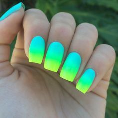 Summer Nails Neon, Neon Green Nails, Unghie Sfumate, French Pedicure, Fingernail Designs, Summer Nail Art, Finger Nail Art, Awesome Nails, Nail Art Designs Summer