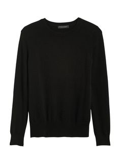 Super soft, undeniably luxe, this amazing cashmere sweater is cut in a classic crew-neck silhouette.  Crew neck.  Long sleeves.  Straight hem.  Semi-fitted.  Long sleeves.  Hits at the hip.  Body length (size S): Petite 22. 75", Regular 24" Sleeve length: Petite 29", Regular 30. 5"Sleeve length: Regular 30. 5" Model: Size XS, 5'10" (178cm). Elegant Fine Knit Crew Neck Sweater, Elegant Sweater With Ribbed Crew Neck, Classic Sweater With Ribbed Cuffs For Layering, Classic Fine Knit Sweater For Everyday, Classic Sweater For Layering With Ribbed Neckline, Classic Soft Knit Sweater For Layering, Classic Cashmere Crew Neck Sweater, Classic Everyday Sweater, Classic Crew Neck Sweater For Everyday