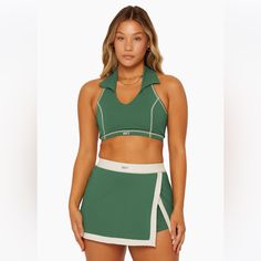 Brad New, Without Tags, Set Active Sportbody Collared V Tank Bra, In The Color Court (Green), Size Small. Halter Style. Fitted Halter Neck Top For Loungewear, Set Active, Sleepwear Sets, Halter Style, Women Set, Women's Intimates, Size Small, Bra, Tags