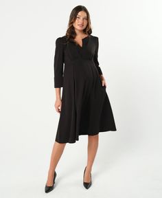 Black Maternity Nursing Dress Empire Waist Luxury Sustainable TENCEL Maternity Workwear for Business Breastfeeding Dress, Maternity Black Dress, Maternity Wardrobe, Feminine Skirt, Workwear Essentials, Maternity Nursing Dress, Pregnancy Wardrobe, Empire Waistline, Photoshoot Dress