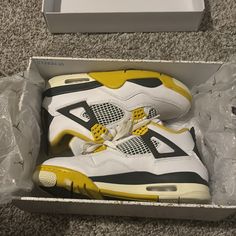 Brand New Fresh With Box Jordan White, Womens Jordans, Shoes Size 6, Jordan Shoes, Cute Shoes, Yellow White, Athletic Shoes, Jordan, Color White