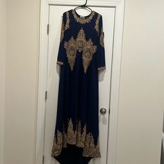 Brand New Beautiful Designer Desi Wear! Comes With Pants And Scarf As Well. Never Been Worn Heavy Bridal Piece Indian Gown, Desi Wear, Dress Salwar Kameez, Indian Gowns, Dresses Blue, Salwar Kameez, Xl Dress, Blue Gold, Blue Dresses