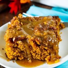 Simply Stacie Pumpkin Pecan Bread, Cake Fall, Pumpkin Coffee Cake, Pecan Bread, Spicy Southern Kitchen, Delicious Oatmeal, Fall Cake Recipes, Pecan Topping, Fall Cake