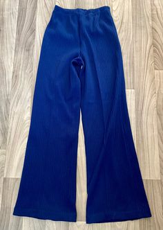 "Vintage 1970's blue poly/acrylic pants with elastic waist made by Whistlers.  23.5\" waist unstretched, 32\" inseam, 41.5\" length, 13.5\" rise.  Unworn deadstock with original tags, great condition!" Spring Blue Ribbed Bottoms, Bellbottom Pants, Pants With Elastic Waist, Womens Leggings, Bell Bottom Pants, Whistler, Outfits With Leggings, Vintage 1970s, Cincinnati