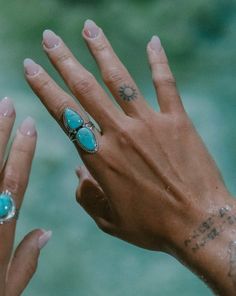 》D E T A I L S《 ✦ M E T A L : Sterling Silver 925 ✦ S T O N E : Turquoise ✦ B I R T H S T O N E : December 💎 In the past, the Turquoise used to be the stone of the kings and warriors. For that reason, nowadays this gem is known by providing protection against the evil and a symbol of strength and good luck. ✧ Please note natural gemstones are unique and may vary in shape or color. ✧ ✦••✧••✦••✧••✦••✧••✦••✧••✦••✧••✦••✧••✦••✧••✦••✧••✦ 》✦ $•$•$ S A V E • B U Y • M O R E $•$•$ ✦《 Use the code ”MARES Casual Rings, Blue Stone Ring, The Kings, Turquoise Rings, Western Jewelry, Boho Stil, Girls Jewelry, Estilo Boho, Style Boho