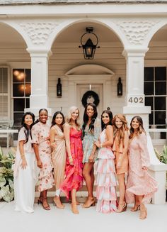 Black Hair Wavy, Women Red Hair, Summer Dresses Maxi, Louisiana Fashion, New Orleans Fashion, Louisiana Style, Celebrating Women, Nude Tops, Celebrate Diversity