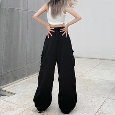 Product information: Main fabric composition: polyester Pant type: tight fitting Length: cropped pants Color: black, grey Dimension information: Size: S M L XL 2XL 3XL Size（cm） Pants length S 93 M 94 L 95 XL 96 2XL 97 3XL 97 Note： 1. Asian sizes are 1 to 2 sizes smaller than European and American people. Choose the larger size if your size between two sizes. Please allow 2-3cm differences due to manual measurement. 2. Please check the size chart carefully before you buy the item, if you don't kn Celana Jogger Wanita, Celana Kargo, Y2k Cargo Pants, Streetwear Cargo Pants, Sweatpants Streetwear, Oversized Sweatpants, Estilo Hippy, Casual Cargo Pants, Baggy Cargo Pants