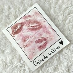 Coquette aesthetic , coquette , kisses , xoxo , french , lipstick aesthetic , lips , lip stain , kiss , lipstick art , love , pinterest , cute , pink , red , white , self-love , quotes , PRETTY Kiss Notes Aesthetic, Kisses Cards Aesthetic, Lip Stain On Paper Aesthetic, Lipstick Art Drawing, Kiss Lipstick Aesthetic, Lipstick Drawing Sketch, Kisses Painting Lipstick For Bf, Lip Stain Aesthetic, Lipstick Stain Drawing