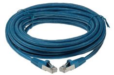 a blue patch cord with two plugs on each end and one in the middle