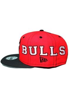 Wear your Bulls style with pride in this Chicago Bulls New Era Red Teamsplit 9FIFTY Snapback Hat! This Chicago Snapback Hat features a front embroidered team logo on structured split color crown with embriodered team name on each of the sides. Go Bulls! Front embroidered logo, Fashion alternate colorway, Side New Era Flag, Back plastic snapback, Adjustable closure, Polyester material, Polyester, Wipe clean with cloth or cleaning kit, 4 Red Sporty Snapback Hat With Flat Bill, Red Flat Bill Snapback Hat For Streetwear, Casual Red Snapback Hat With Flat Bill, Red Flat Brim Baseball Cap With Embroidered Logo, Red Hip Hop Snapback Hat, Red Casual Baseball Cap For Fans, Trendy Sports Snapback Hat With Flat Brim, Trendy Snapback Hat With Flat Bill For Sports, Casual Snapback Fitted Hat For Fan Merchandise