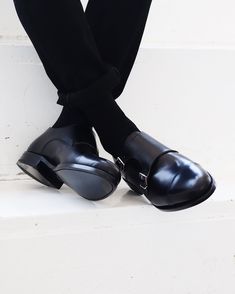 FREE SHIPPING. FREE RETURNS. FREE EXCHANGES. The 1980’s may not have been a great time for fashion. Low button stances, big shoulders, and big hair. But, it did give us one thing we’re happy about- the black double monk strap shoe. Our Morgan has a toe that’s neither too long nor too short, and a sleek-sloped leather upper with perfectly offset buckles. Wear this with your freshest suits, or try it with a V-neck T and some slim, dark denim. Made in Spain with an Italian leather upper and sole, s Black Brogue Detailed Monk Strap Closed Toe Shoes, Black Monk Strap Shoes With Leather Sole For Fall, Black Mary Jane Leather Shoes For Work, Black Leather Mary Jane Shoes For Work, Black Leather Mary Jane Work Shoes, Black Monk Strap Shoes With Round Toe, Black Monk Strap Shoes With Round Toe For Fall, Black Cap Toe Monk Strap Shoes, Classic Black Monk Strap Shoes With Brogue Detailing