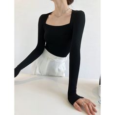 V-Neck Black Tight Long Sleeve Shirt Fabric: 97% cotton + 3% spandex Size: M, L Multiple Color Selections: Black, White  Season: Spring, Fall, Winter, Seasons Autumn, Fit Clothes, Green Lavender, Fits Clothes, Long Midi Dress, Causual Outfits, Mein Style, Looks Vintage, Cotton Style