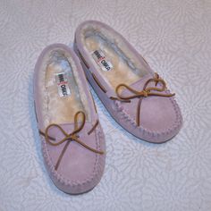 Nwot ~ Never Worn This Best-Selling Slipper Features A Classic Moccasin Silhouette And Is Handmade From Genuine Soft Suede And Plush Pile Lining. Leather Upper Faux Fur Lining Pink Casual Moccasins With Round Toe, Casual Pink Moccasins With Round Toe, Pink Round Toe Casual Moccasins, Casual Pink Slip-on Moccasins, Pink Slippers With Rubber Sole And Round Toe, Pink Spring Moccasins With Round Toe, Pink Moccasins For Spring, Pink Slippers With Round Toe And Rubber Sole, Pink Round Toe Moccasins For Spring