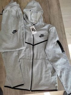 Nike Tech Fleece Grey, Nike Sets, Sweat Suits Outfits, Nike Set