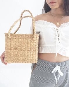 "See More .. Straw Bag items https://www.etsy.com/shop/BOHOPeach?ref=hdr_shop_menu&section_id=20561818 Straw Bag for Casual Day Shopping and Travel. craft kits They made of Water Hyacinth bag. Great for gift to extra or your friend. (We disinfected the bag and ensure they ultra clean) MEASUREMENT : width 8\" inches x Height 7\" inches x Thickness 5\" inches Handle \" (inches) from Top of bag SHIPPING: We will be SHIPPED via THAI AIRMAIL and had TRACKING No. and Delivery Time 14 - 28 days to White Rectangular Box Bag For Gifts, Beige Bucket Box Bag For Gifts, Square Box Bag For Summer Gifts, Beige Bucket Box Bag As Gift, Rectangular Box Bag For Summer Gift, White Box Bag As Gift, Rectangular Box Bag For Gifts, Beige Rectangular Box Bag For Gifting, Rectangular Beige Box Bag For Gifts