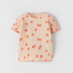 Round Neck And Short Sleeve T-Shirt. Contrasting Ruffly Trim. Size: 4-5 Years. Playful Orange Summer Tops, Playful Orange Tops For Summer, Playful Orange Summer T-shirt, Playful Orange Crew Neck Top, Cute Zara Cotton Shirt, Cute Orange Crew Neck Top, Cute Orange Cotton Shirt, Cute Orange Short Sleeve Shirt, Cute Summer Shirt By Zara