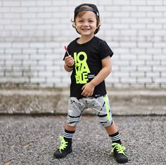 Green Crew Neck T-shirt For Play, Green Letter Print T-shirt For Playtime, Green Graphic Print T-shirt For Playtime, Boys Fashion Style Teenagers, Athletic Outfit Ideas, Neon Green Shorts, Boys Fall Fashion, Baby Tech, Zumba Outfit