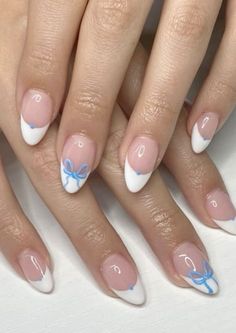 Nail Ideas Acrylic Blue And White, Nail Inspo Non Acrylic, Nail Ideas With Blue Dress, Light Blue French Nail Designs, Bow Nails With French Tip, Blue Or White Nails, Sorority Rush Nails Ideas, Back To School Nail Inspo Acrylic