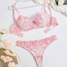 Pink Lingerie Romantic Bra & Panty Set with Underwire Bra And Under Set, Cute Lingerie Sets, Lingerie Rosa, Lingerie Catalog, Cute Lingerie, Pink Lingerie, Lingerie Outfits, Bra Panty, Pink Bra