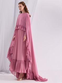 WF ATELIER Model height: 177 CM 100% Polyester Length: 140 cm Spring Chiffon Gown With Ruffles, Spring Gown With Ruffles, Long Dress Shape, Spring Gown With Ruffled Skirt, Spring Gown With Ruffles, Long Dress, Long Gown With Ruffles For Spring, Long Sleeve Chiffon Dress With Ruffles, Flowy Floor-length Dress With Ruffled Skirt, Flowy Long Sleeve Dresses With Ruffled Skirt, Pink Long Sleeve Dress With Ruffled Skirt