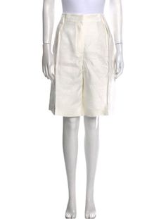 Brunello Cucinelli ShortsWhiteHigh-RiseSlit PocketsZip & Button ClosureFit:Shorts by Brunello Cucinelli typically fit true to size. Classic White Bermuda Shorts, White Bermuda Shorts With Pockets For Work, White Bermuda Bottoms For Spring, Classic White Shorts For Daywear, Classic White Bermuda Shorts For Work, Classic White Bottoms With Short Inseam, Classic White High-waisted Bermuda Shorts, Classic White Shorts For Spring, Classic White Spring Shorts