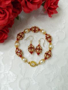 Poinsettia Earrings, Bracelet And Earring Set, Earring Tutorial, Bracelet Tutorial, Bead Patterns, Beading Tutorials, Love Bracelets, Earrings Photo, Crystal Pearls