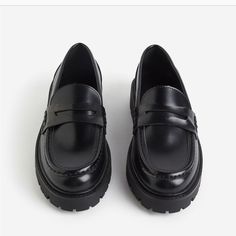 Nwt Black Chunky Loafers On H&M Site Right Now For $39.99 Size 8 (Eur 39) Black Loafer Shoes, Chunky Loafers, H&m Shoes, Fab Shoes, Mens Cotton T Shirts, Black Loafers, Short Sleeve Button Up, Loafers For Women, Loafer Shoes