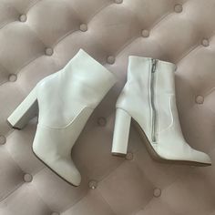 Steve Madden White Editor Boot - Size 6 *Only Worn Twice For Photos Excellent Condition!! Pretty Much Brand New. Very Clean And Very Little Wear. No Scuffs That I Can See - Only Flaws Are Slight Discoloration On The Heels And On The Bottom Side Of The Right Boot (Not Super Noticeable And It’s Actually Faded With Time So Might Be Subject To Clean). Interior Is Immaculate. Hardly Any Wear On The Bottom. True To Size. Really Gorgeous Boots That Go With Everything! Super Flattering But Just A Bit To Gorgeous Boots, Shoes Steve Madden, White Boots, Pretty Much, Steve Madden Shoes, Steve Madden, Bootie Boots, Ankle Boots, I Can