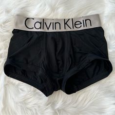 Calvin Klein Icon Micro Low Rise Trunk Size Small Color Ck Black Nwot | Never Worn | Brand New Condition About The Icon Micro Low Rise Trunk Iconic Redefined. This Low Rise Trunk Is Updated With A Broad Signature Logo Waistband In Bronze. Crafted From Silky Soft Microfiber Fabric With An Ergonomic Design For Ultimate Comfort. * Icon Micro Low Rise Trunk * Iconic Logo Waistband Design * Silky Microfiber With Soft Stretch * Ergonomic Pouch For A Supportive Fit * Extended Leg Panels To Prevent Chaf Fitted Calvin Klein Boxer Briefs, Calvin Klein Cotton Black Boxer Briefs, Calvin Klein Black Cotton Boxer Briefs, Black Multi-pack Bottoms For Loungewear, Black Bottoms Multi-pack For Loungewear, Stretch Black Boxer Briefs With Letter Print, Black Fitted Multi-pack Boxer Briefs, Calvin Klein Boxer Briefs, Calvin Klein Boxers