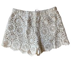 Zara Crochet Floral Lace Lined Shorts Sz S Boho Cottagecore Festival Feminine Features: -Crochet Lace Hexagon Floral Pattern -Mesh, Open Knit -Nude Contrast Liner -High-Rise; High Waisted -Elasticized Waist -Scalloped Leg Opening -White, Tan, Nude -88% Cotton, 12% Polyamide -Size S Measurements Are Taken Flat And Approximate: Waist: 13.5" Rise: 13" Inseam: 2" Leg Opening: 11.5" Style Profile: Neutral, Crochet, Open Knit, Floral Hexagon, Boho, Bohemian, Cottagecore, Coastal, Beach, Vacation, Lace White Bohemian Shorts For The Beach, White Bohemian Shorts For Beach, White Bohemian Shorts With Crochet Trim, White Crochet Trim Vacation Bottoms, White Crochet Trim Bottoms For Vacation, White Cotton Shorts With Crochet Trim, White Crochet Bottoms For Beach, White Crochet Beach Bottoms, White Crochet Bottoms For Festival