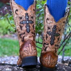 Corral Antique Saddle Leather, Metal Cross Cowgirl Boots! Handmade In Mexico, Style #C1167, From Corrals Vintage Line. Square Toe, 1.5" Roping Heel, Leather Sole, Leather Lining. Gorgeous Tan Distressed Leather. Shaft Has Cut Out Designs With Dark Brown Leather Inlaid & Large Crosses With Silver Studs. Part Of The Boot Vamp & Heel Are Covered With Caramel Brown Overlay Leather. Gorgeous Boots That Would Look Amazing At A Country Wedding Or County Fair Dance But Are Comfortable/Practical Enough To Pair With Jeans For A Great Every Day Wear Boot. Size 9.5 M (Regular Width) Excellent Pre-Owned Condition, Still Just Like New. Worn Only Once For Approx 20 Minutes For An Indoor Photo Shoot. Cos Indoor Photo Shoot, Brown Overlay, Corral Cowgirl Boots, A Country Wedding, Gorgeous Boots, Mexico Style, Corral Boots, Ariat Boots, Black Cowboy