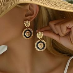 Elegant And Stylish Retro Baroque Greek Key Design Dangle Earrings With Lion Totem, Exquisite Enamel. #Greekkey #Earrings #Dangleearrings #Fashionjewelry #Glamjewelry Gucci Earrings Lion, Greek Moodboard, Lion Totem, Birthday Gift For Girlfriend, Glam Jewelry, Detailed Jewelry, Birthday Gifts For Girlfriend, Key Design, Greek Key