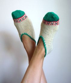 wool slippers. Comfortable Hand Knitted Winter Socks, Handmade Green Socks For Winter, Handmade Green Winter Socks, Handmade Cozy Winter Socks, Casual Comfortable Hand Knitted Socks, Comfortable Handmade Green Socks, Folk Knitting, Cream Socks, Knit Wool Socks