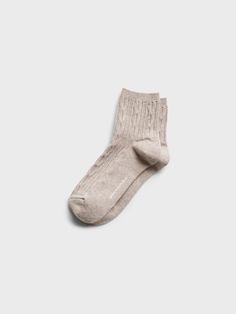 Lightweight cotton blend socks with angled toe seams for a smooth, comfortable fit.  Ankle height. Casual No-show Winter Socks, Comfortable Casual Mid-calf Socks, Casual Comfortable Mid-calf Socks, Comfortable Casual Ankle-high Socks, Casual Soft Socks For Fall, Soft Casual Socks For Fall, Comfortable Fall Socks, Comfortable Fitted Cable Knit Socks, Casual Stretch Cable Knit Socks