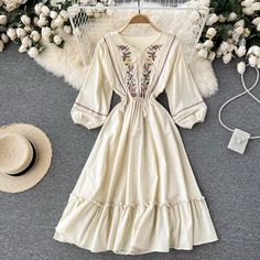 Simple A line embroidery long sleeve dressFabric: blendedColor: champagneSize(cm): free size(1inch=2.54cm)length 100cm bust 84-100cm waist 50-76cm sleeve length 43cmPlease check the size carefully when you choose items.For more pictures of the dress, please contact us, thank you. Modest Girly Outfits, Chiffon Shirt Dress, Dress Elegant Long, Lantern Sleeve Top, Floral Silhouette, Female Dress, Fancy Dresses Long, Dress Woman, Langer Rock