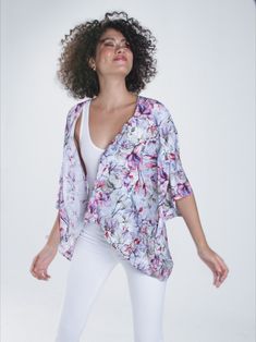 Details Colorful flower kimono, an open front with sleeves and drooping shoulders. - This kimono is a hand-made piece, limited edition. #kimono #coverup #kimonocardigan #womenclothing #clothing #lagut #onlineshop #robe #Bridesmaid #etsy Multicolor Floral Print V-neck Outerwear, Multicolor V-neck Floral Print Outerwear, White Kimono With Kimono Sleeves For Brunch, White Floral Print Wrap Kimono, White Kimono For Brunch, V-neck Kimono With Floral Print For Brunch, Spring Daywear Wrap Kimono, Floral Print V-neck Kimono For Brunch, Spring Wrap Kimono For Daywear