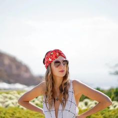 Cotton turban with flower print Summer Vacation Bandana, Trendy Beach Bandana Headband, Summer Beach Headband, Summer Beach Bandana Bandeau, Summer Beach Bandeau Bandana, Spring Beach Bandana Headband, Spring Beach Headband, Summer Beach Headwrap, Summer Vacation Headband