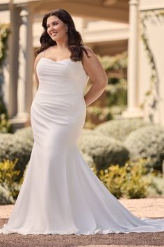 Sophia Tolli Wedding Dress Sophia Tolli: Y3170FI - Liss Modest Bride, Plus Size Brides, Sophia Tolli, Simple Gowns, Walk Down The Aisle, Organza Wedding, Budget Fashion, Bridal Look, Modest Wedding Dresses