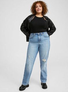 FIT High rise. . Elastic waistband for all-day comfort and no gap. True straight fit from thigh to ankle. Inseams: Short: 28”, Reg: 30”, Tall: 32”. MATERIALS + CARE Classic Denim: An old-school rigid feel with a hint of stretch. Stretch level: Low. 99% Cotton 1% Spandex. Machine wash cold, inside out. Tumble dry low. Imported. DETAILS 5-pocket design. . WHY WE LOVE IT This is the real-deal, straight-leg jeans of your dreams truly designed to fit curves. The best plus size women's short, petite h Fit Curves, New Street Style, Swimming Outfit, Classic Jeans, Sweaters Online, Women Denim Jeans, Bra And Panty Sets, Curves Workout, Bottom Clothes