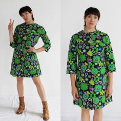 "There's green and then there's GREEN. This ultra-saturated flower power mini has a comfortable A line fit and lets that ultra-groovy pattern do all the talking. Pulls overhead.  St. Michael Mini Length. Cotton. Made in Britain.  Measures: Bust: 34\" Waist: 36\" Hips: 42\" Length: 34\" Sleeve: 18\" Condition: Excellent. FOLLOW US ON INSTAGRAM FOR DEALS AND SNEAK PEEKS! @Wildthingvintage instagram.com/wildthingvintage Twitter: @Wildthingpeck Message me any time for further details or questions. Please note there is a 10% restocking fee on orders cancelled prior to shipment. Returns are upon a case by case basis, and only if the item is not as described. Please note we do not accept returns based on fit as all measurements are provided. I will happily expedite or overnight shipping at cost u Green Retro Print Dress, Green Retro Dress With Retro Print, Green Mod Dress With Retro Print, Groovy Pattern, Flower Power Dress, 1960s Hippie, Power Dress, Mini Hat, Mini A